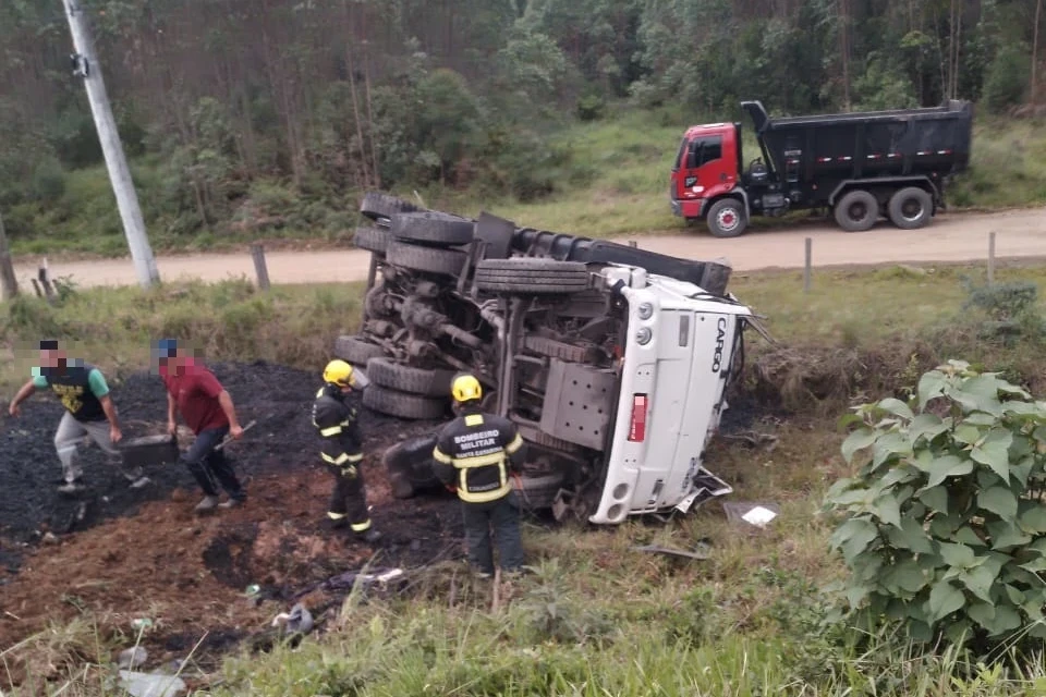 Motorista morre após acidente na SC-446, em Treviso